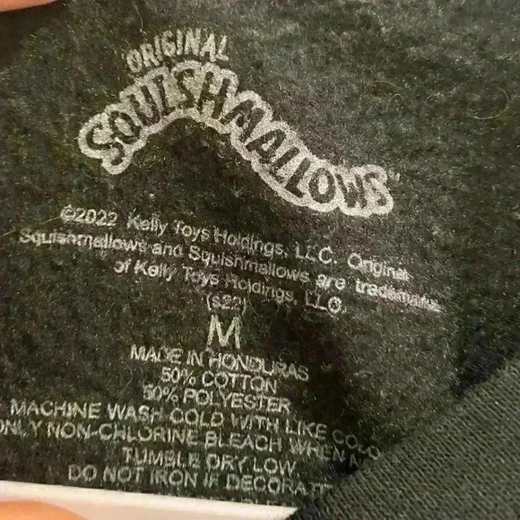 Squishmallows Cam the Cat Juniors Black
Oversized Sweatshirt-Sz M in EUC - Picture 6 of 7